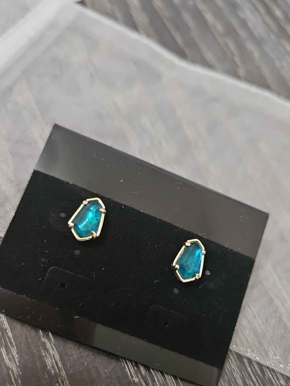 Kendra Scott Alexandria Gold Stud Earrings